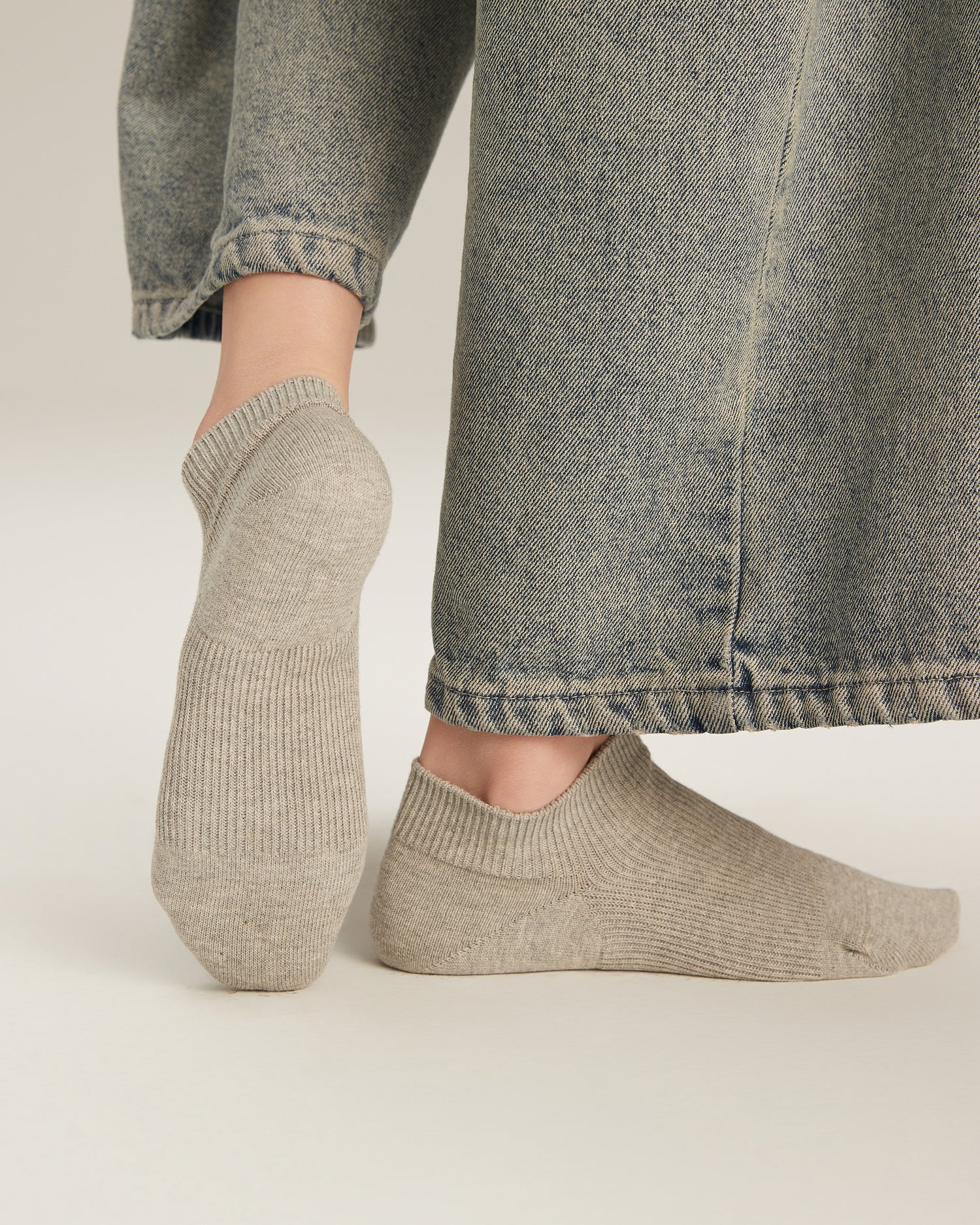 Women's Ribbed Ankle Socks
