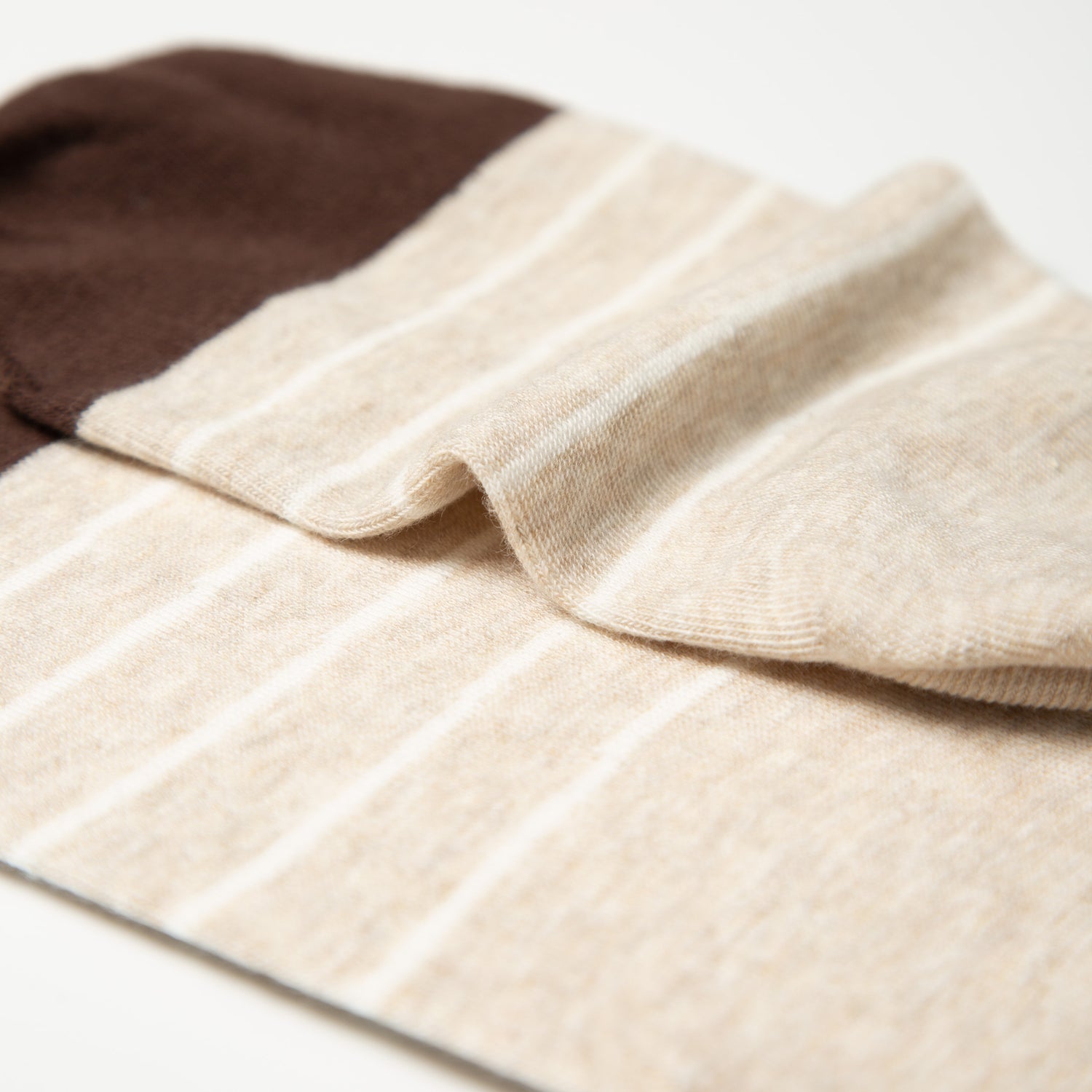 Women's Seamless Striped No-Show Socks