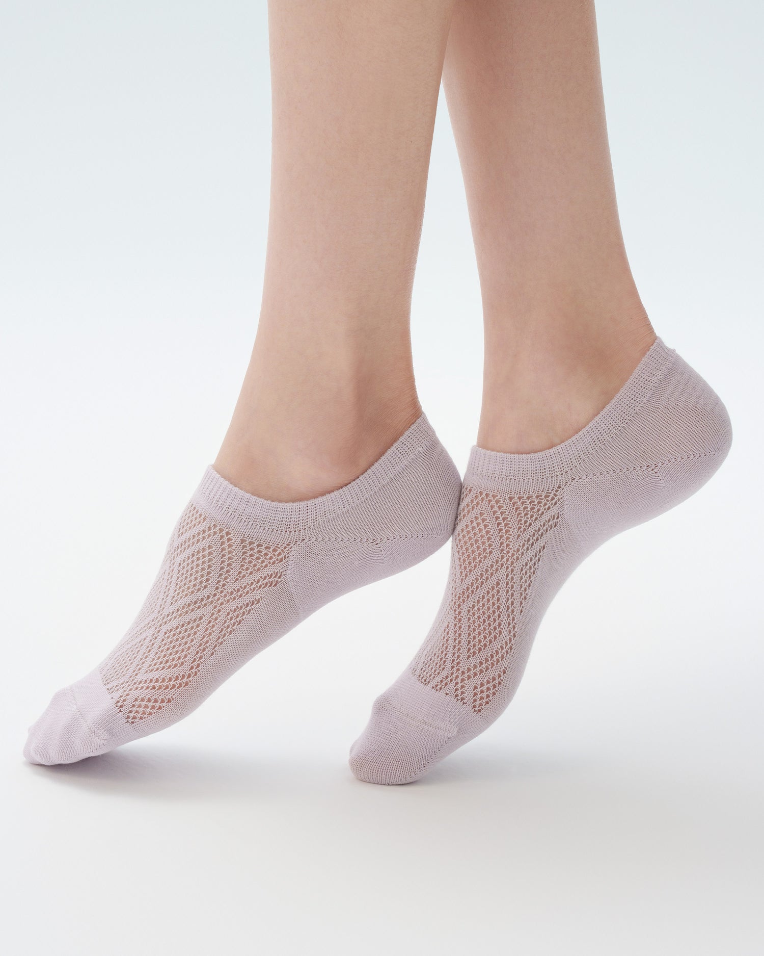 Women’s Diamond Pattern No-Show Socks