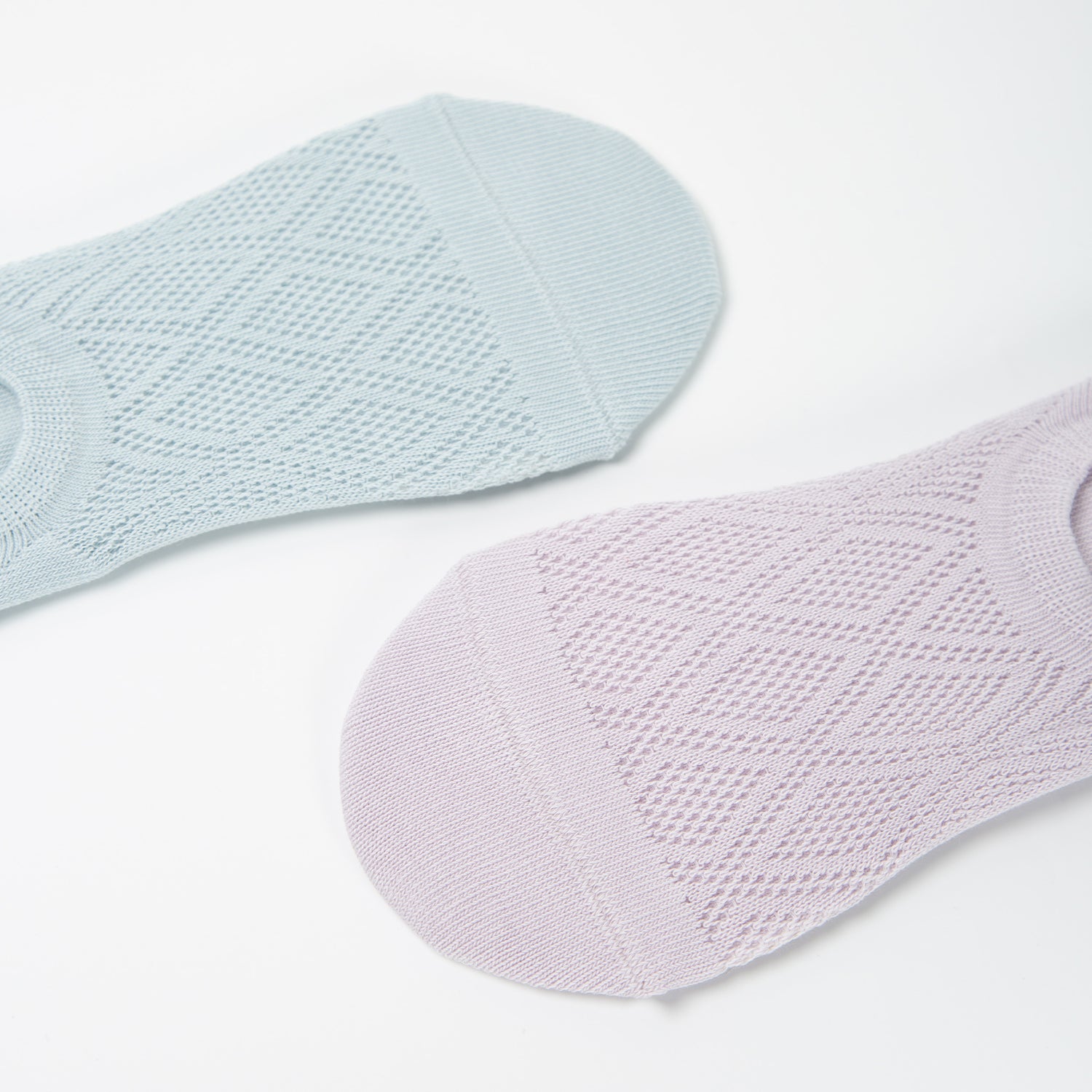 Women’s Diamond Pattern No-Show Socks