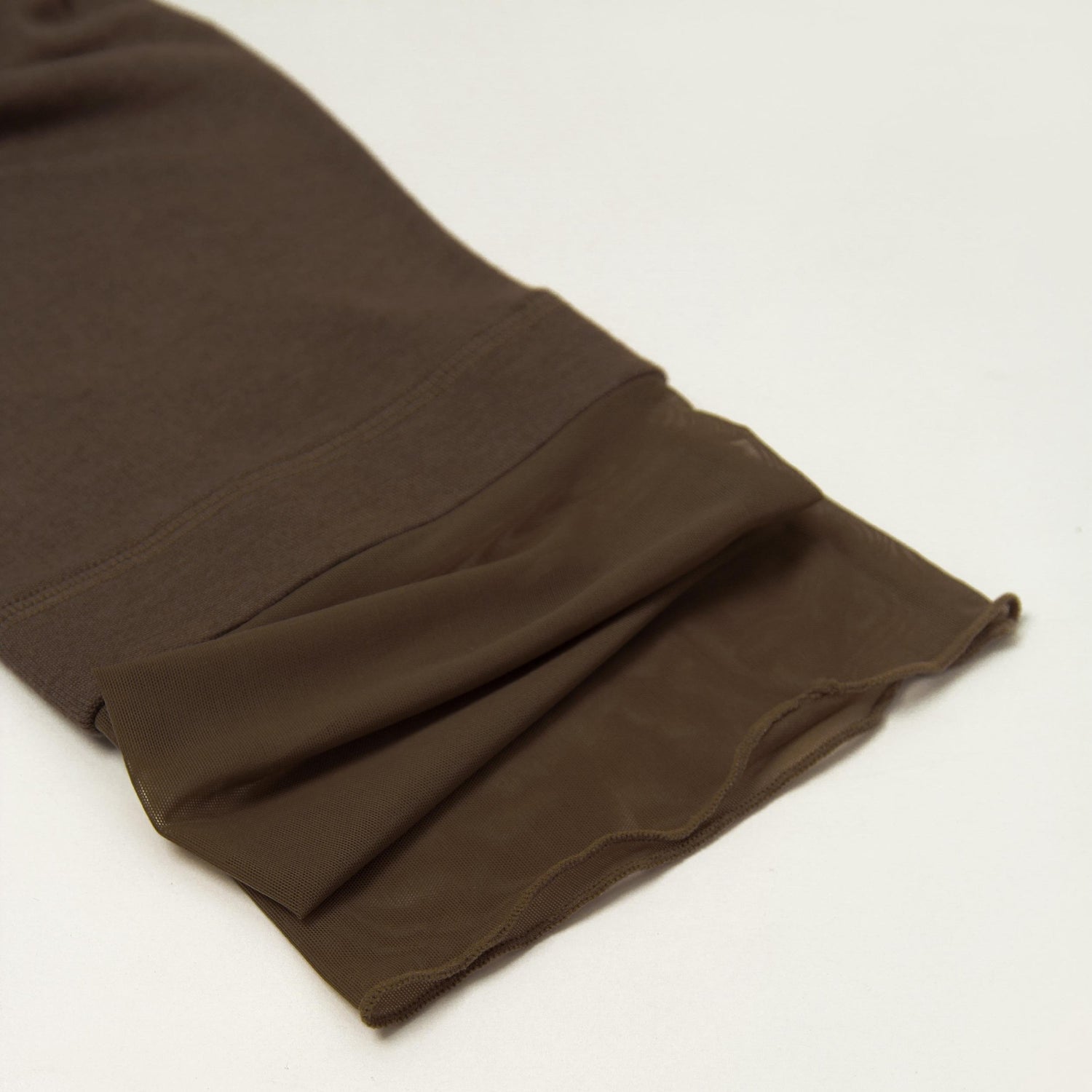 Women’s Tulle Spliced Leg Sleeves