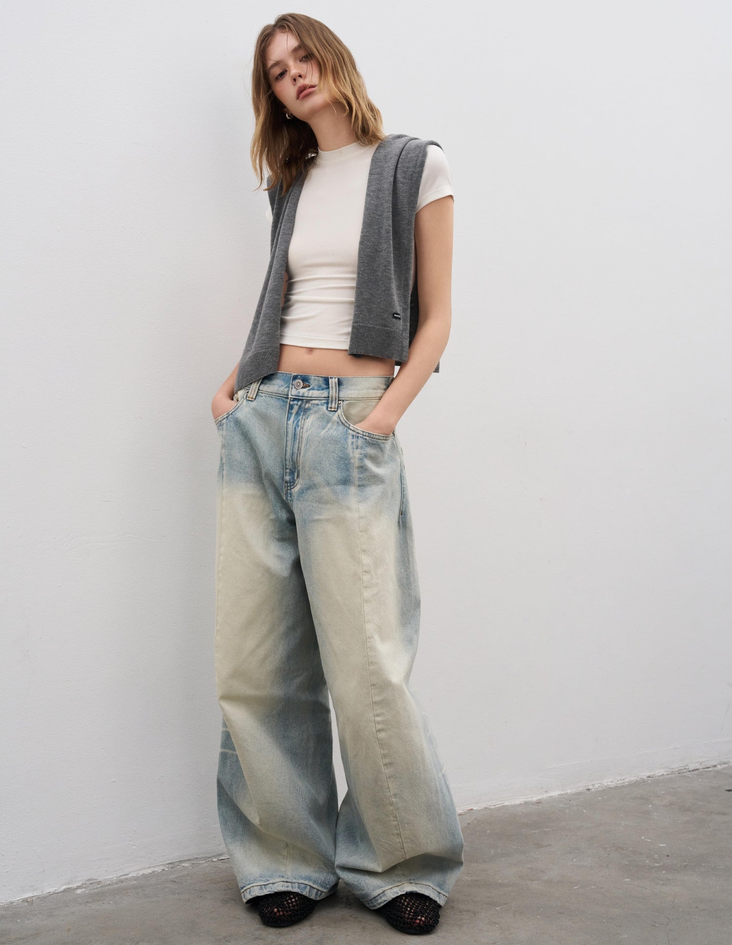 Women’s Solid Color Crewneck Short Sleeve Tee