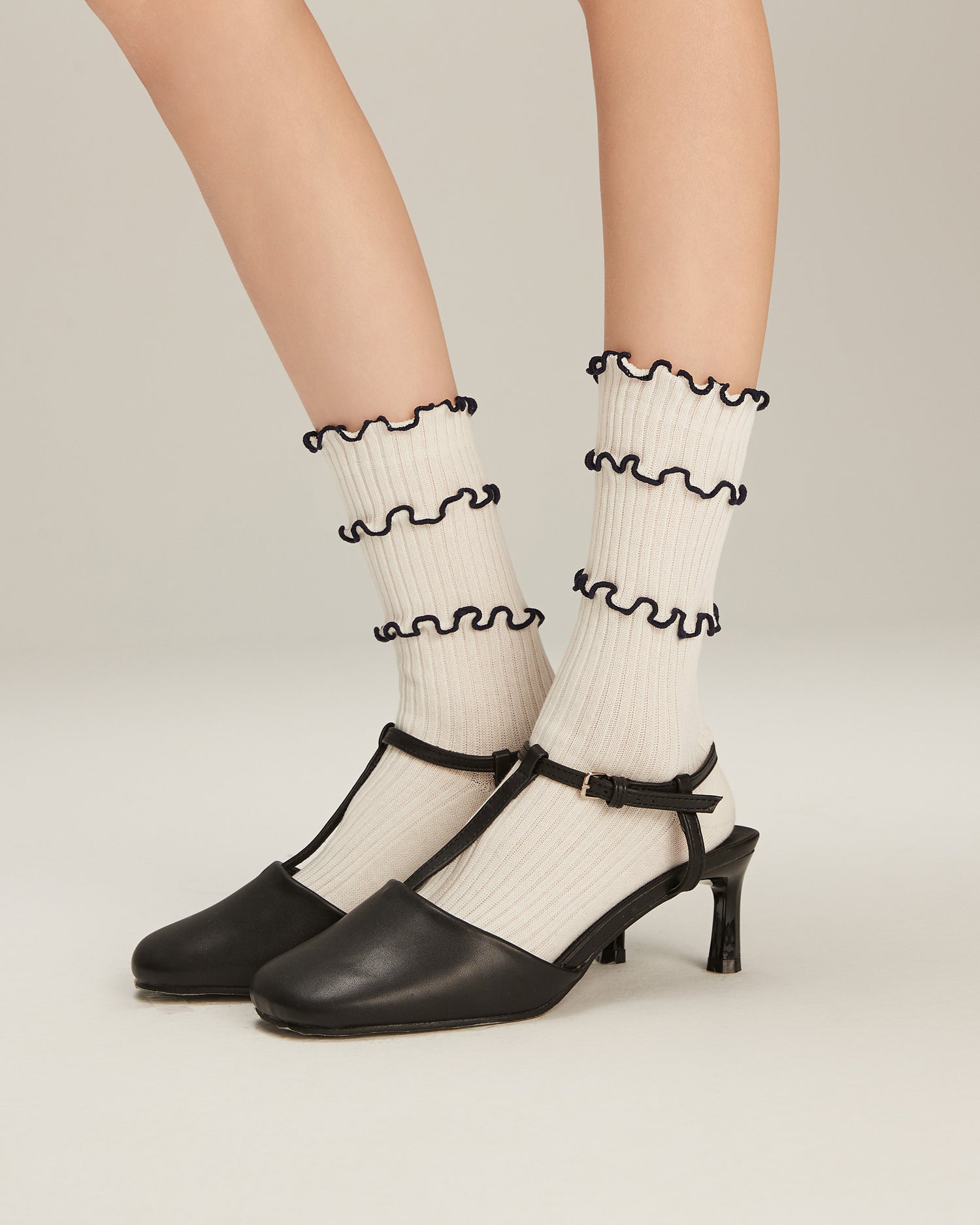 Women's Contrast Lettuce Edge Crew Socks