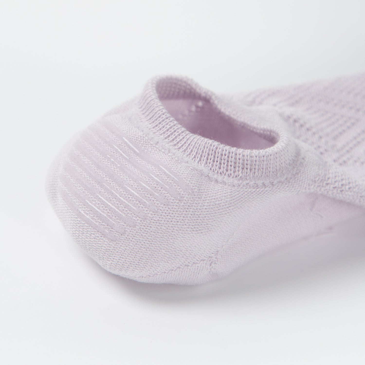 Women’s Diamond Pattern No-Show Socks