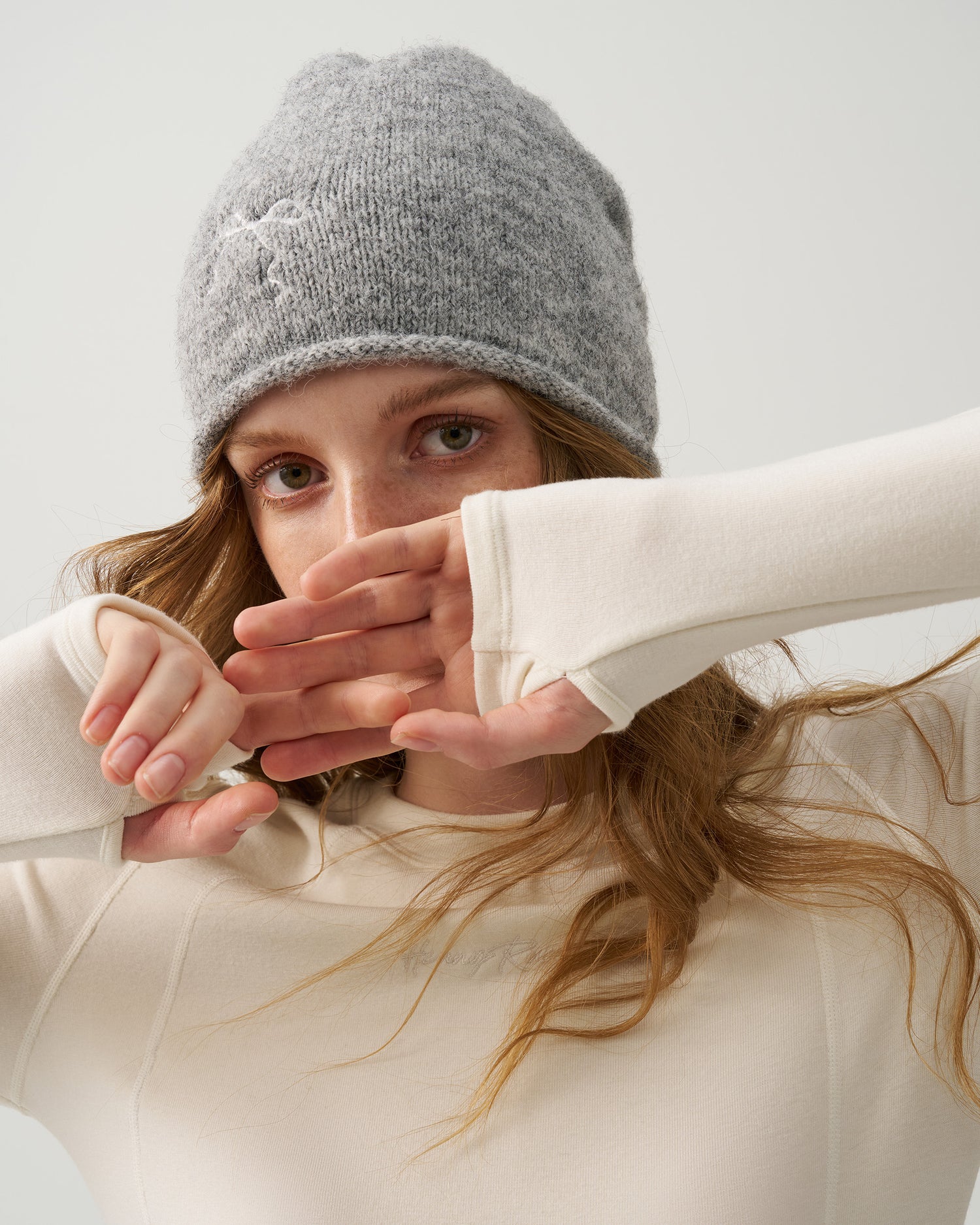 Women’s Bow Embroidered Slouchy Knit Beanie