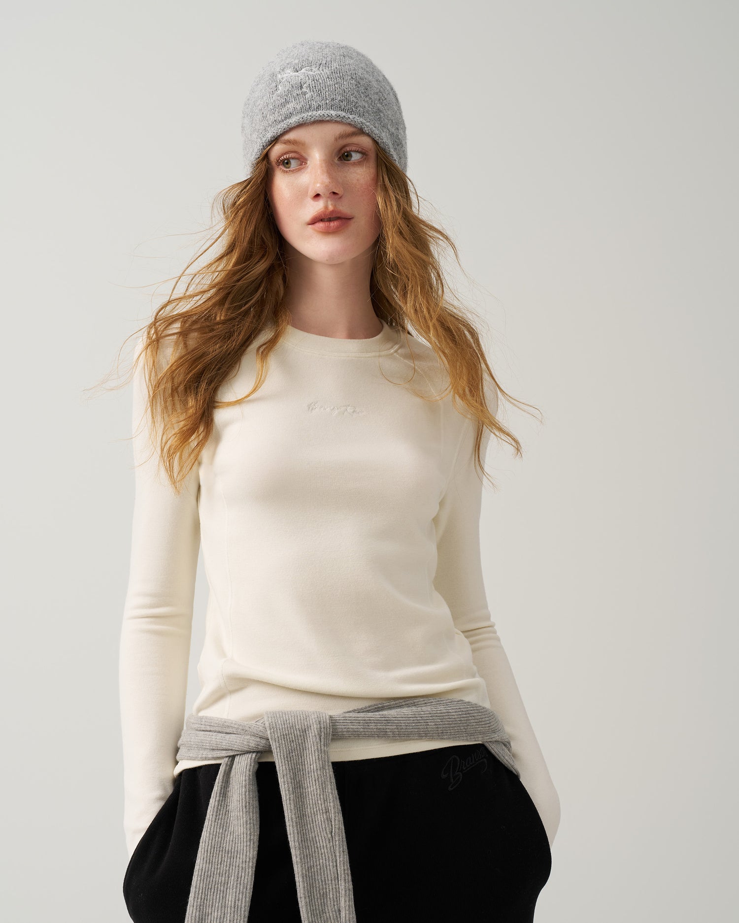 Women’s Bow Embroidered Slouchy Knit Beanie