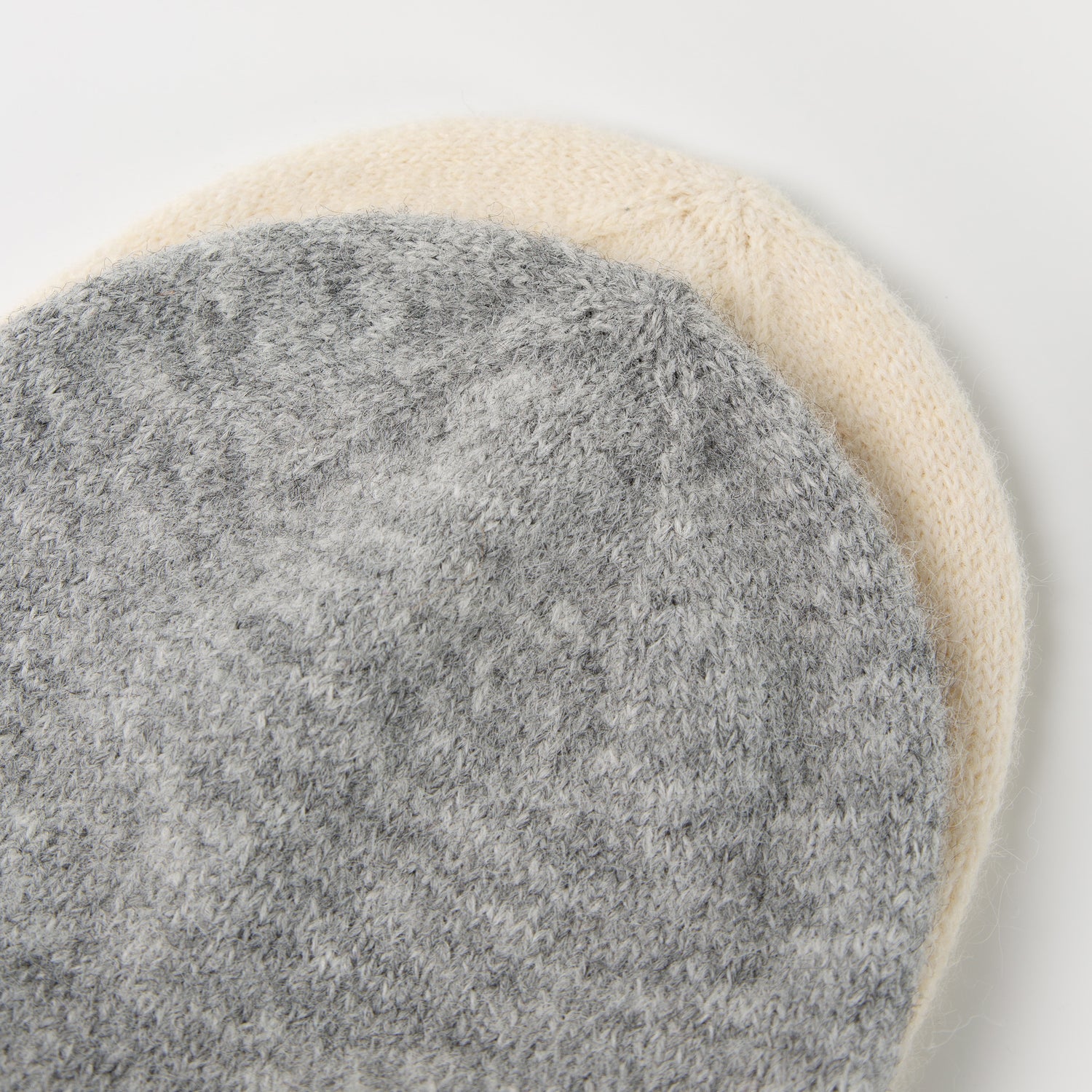 Women’s Bow Embroidered Slouchy Knit Beanie