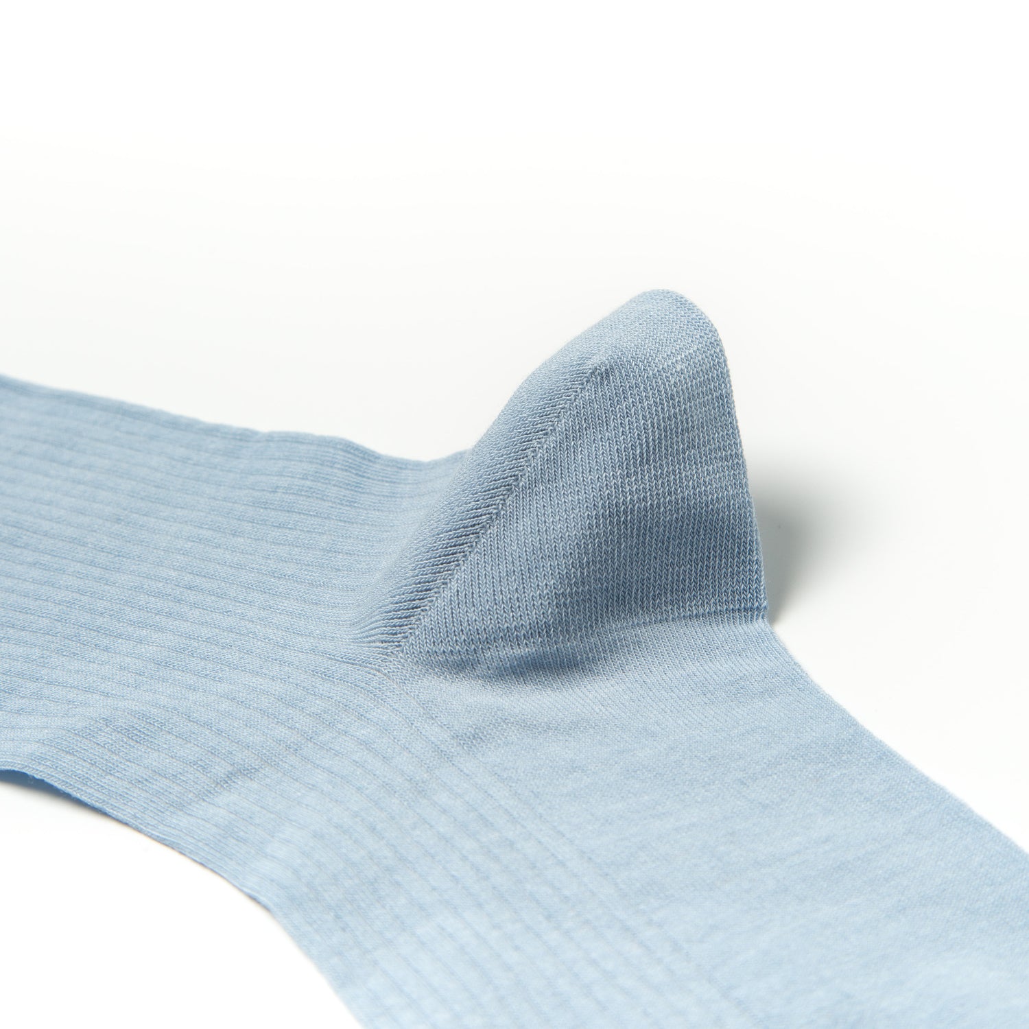 Women's Lightweight & Breathable Ribbed Crew Socks