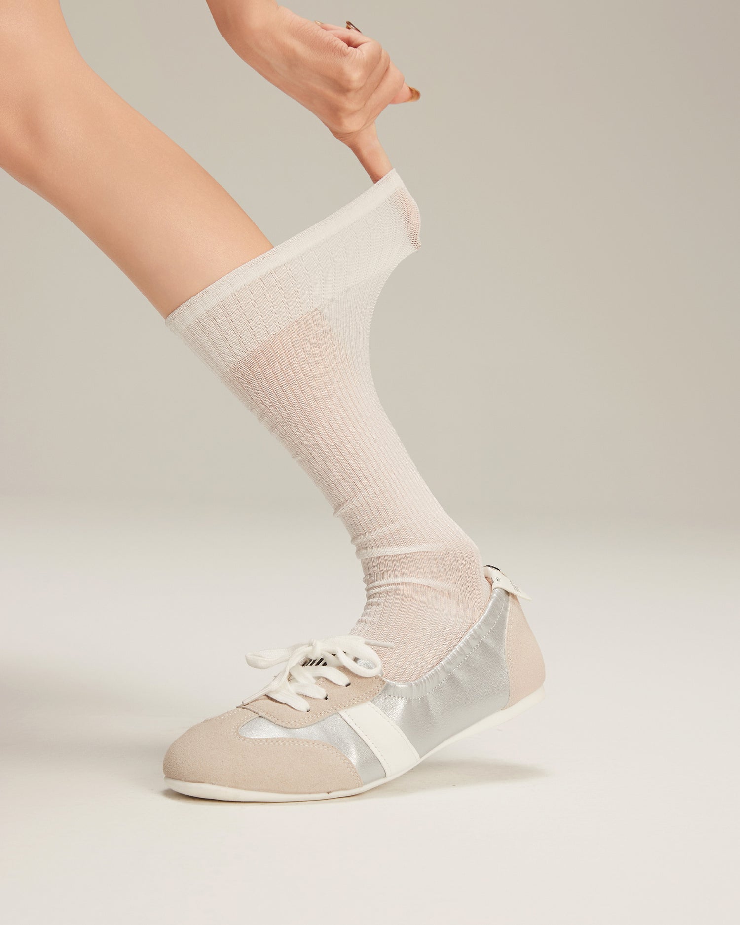 Women's Rayon Ribbed Knee-High Socks