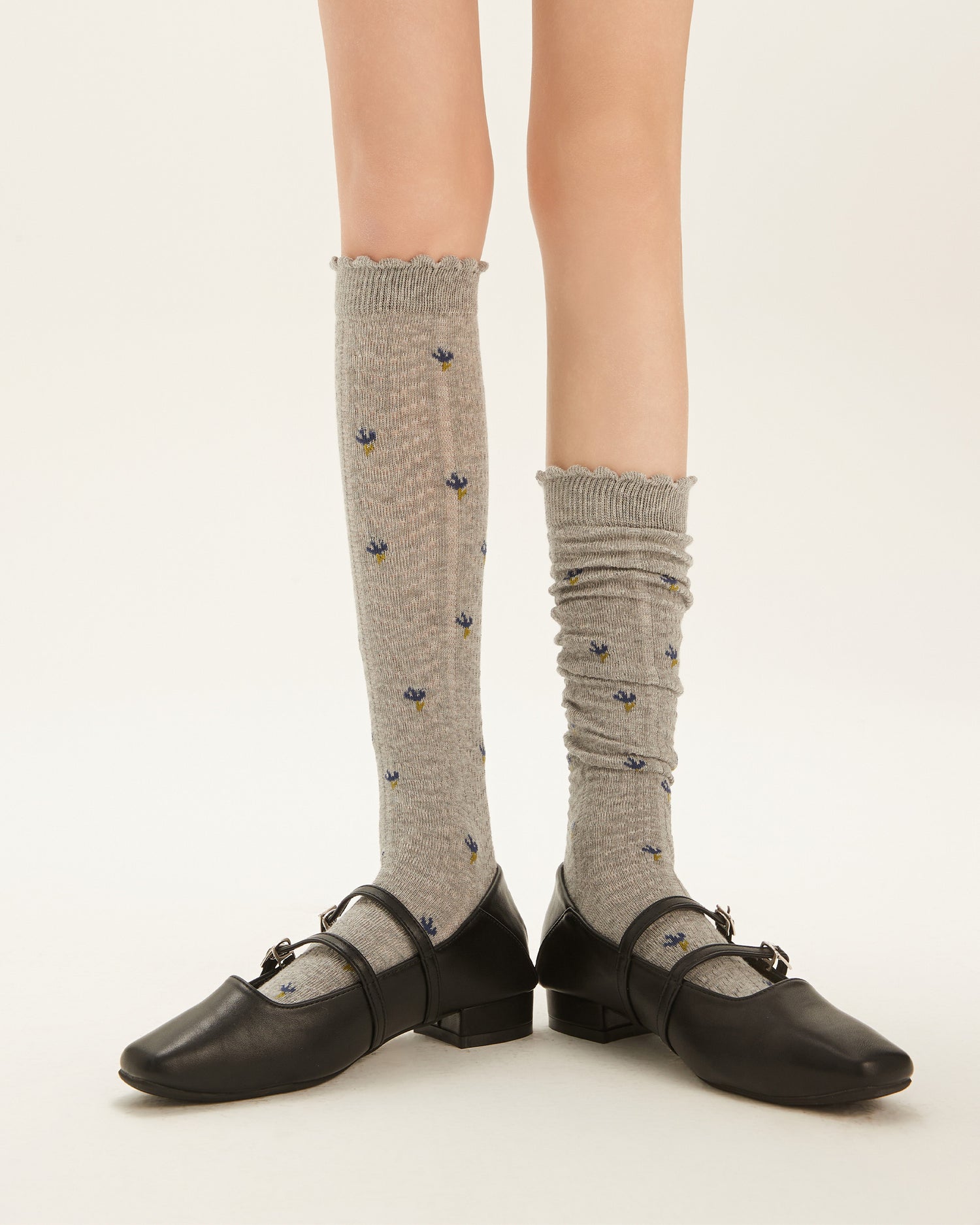 Women's Retro Floral Fishbone Pattern Knee-High Socks